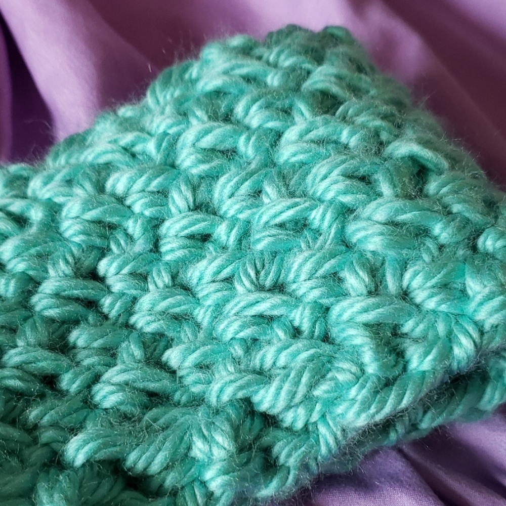 HANDMADE ear warmer / ponytail hat - Picture 2 of 3